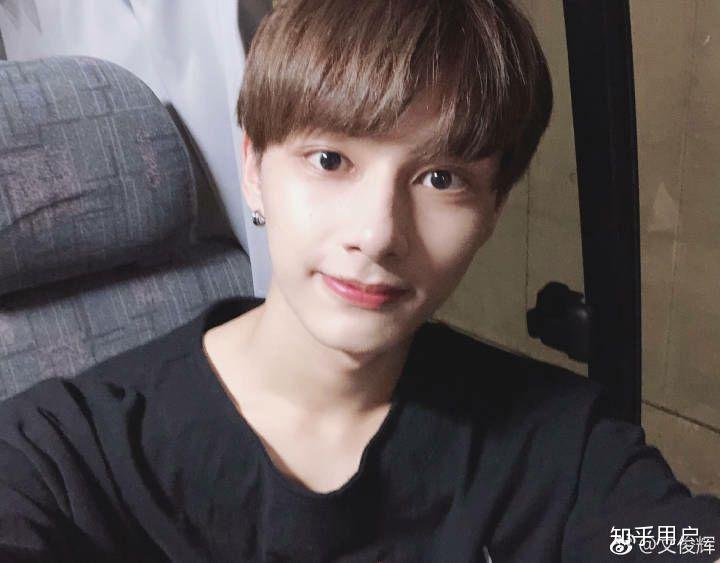 你见过哪些韩国男团中的神颜照片? - 知乎