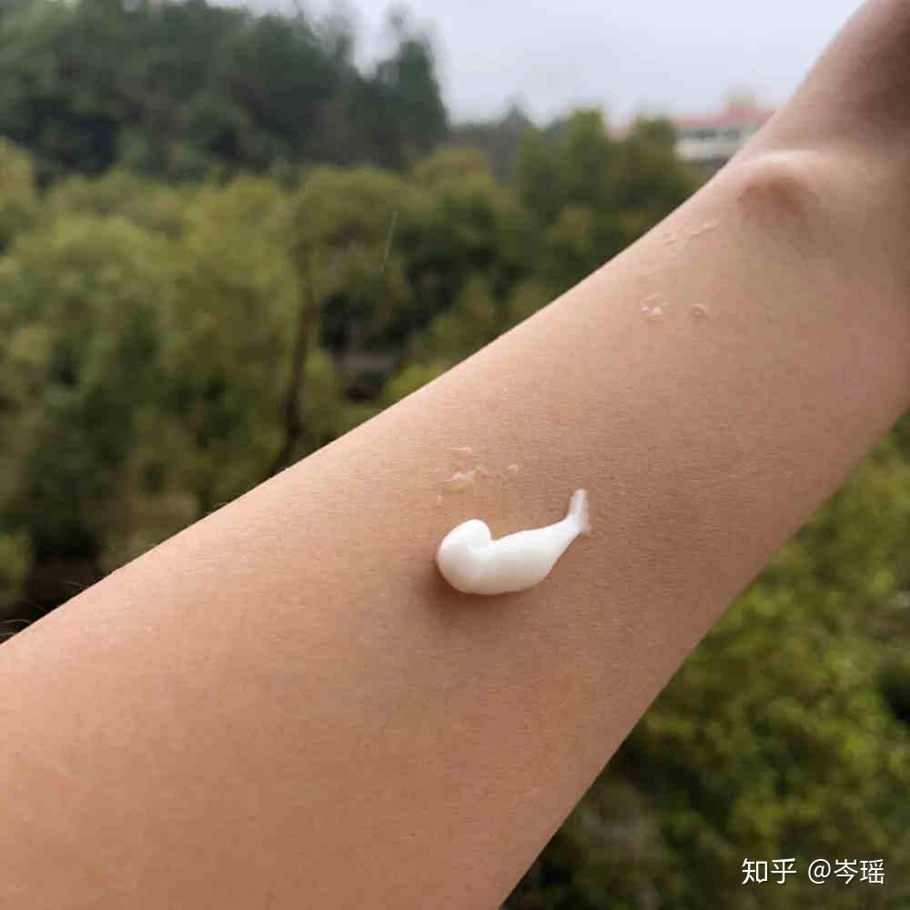 身体乳和牙膏能变白吗知乎(身体乳和牙膏能变白吗知乎全文) 身体乳和牙膏能变白吗知乎(身体乳和牙膏能变白吗知乎全文)