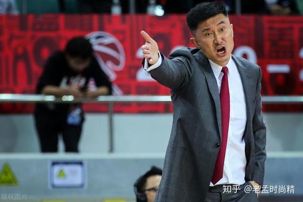 杜峰骂过那么多年轻人, 为何不怎么骂赵睿?