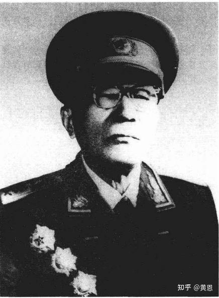 罕见:黄克诚将军补拍“穿将军服照片” - 知乎