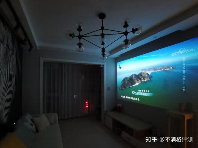 v2-660c1da8129cd469ee3fcc95cb17e73c_r.jpg