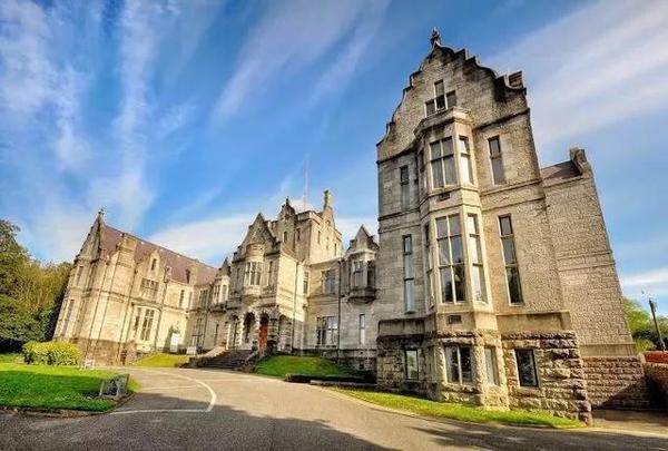 英国百年公立大学班戈大学热门学院详解,含推荐研究生课程