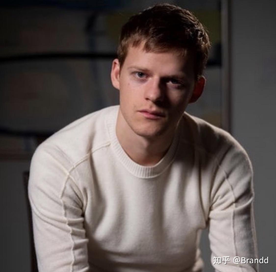 被抹去的男孩带你了解曾获最佳年轻演员奖的lucashedges