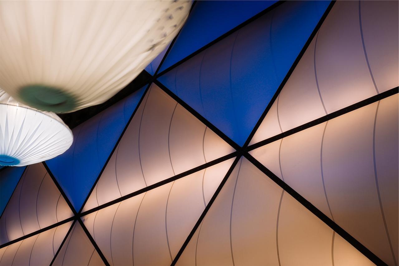 4. 签订加盟协议