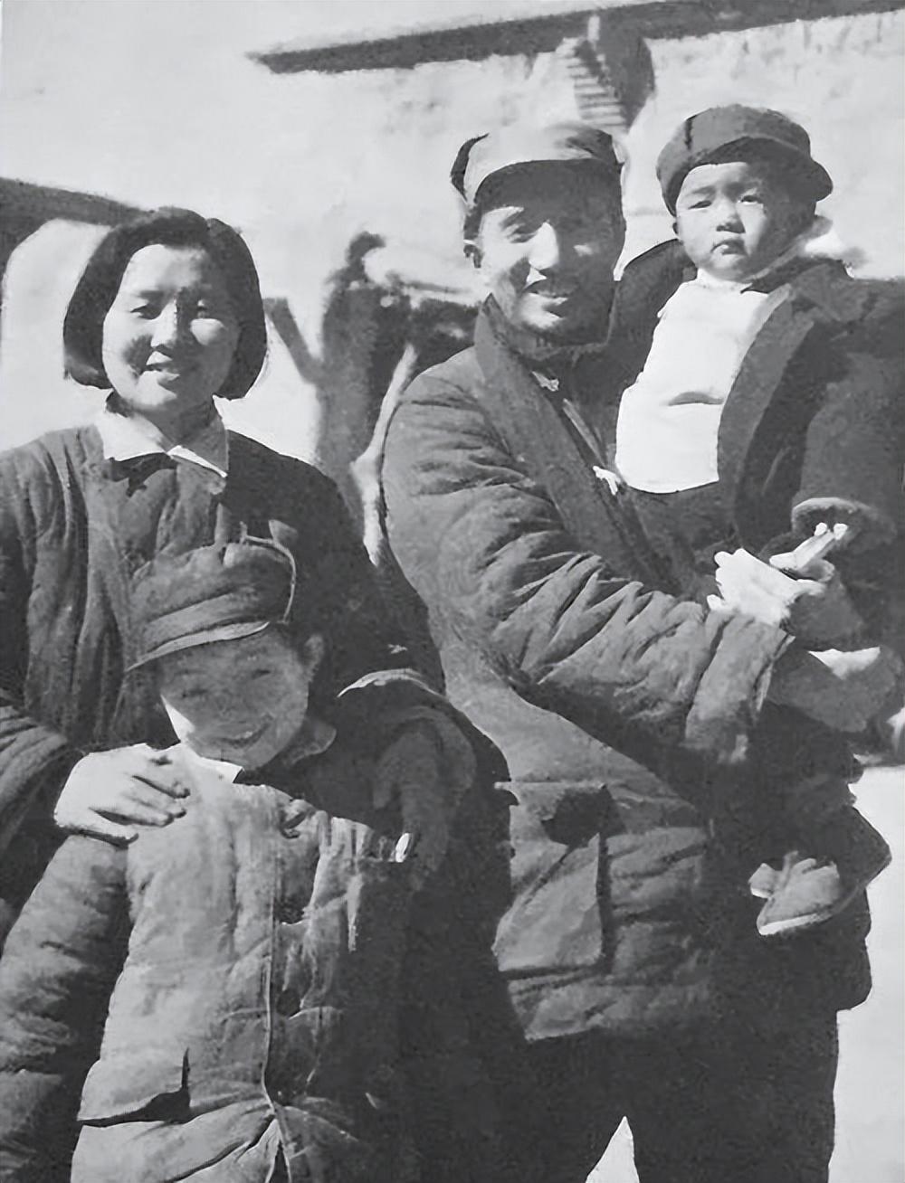 1968年,黄杰要和徐向前离婚,徐:这么多年来,我还不了解你吗? - 知乎