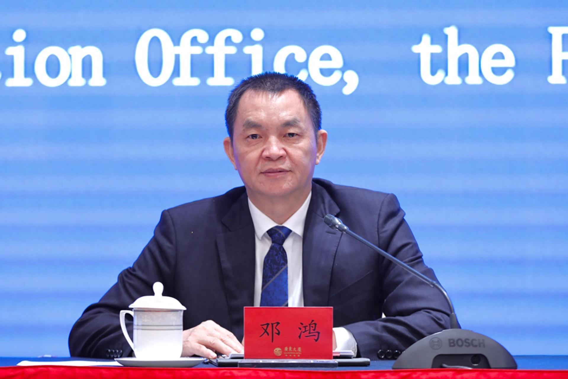 邓鸿粤港澳大湾区正在成为引领我国高质量发展的重要动力源