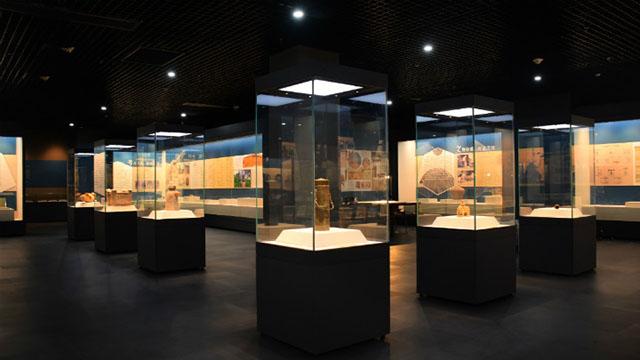 我们怎样选择合适的博物馆展柜