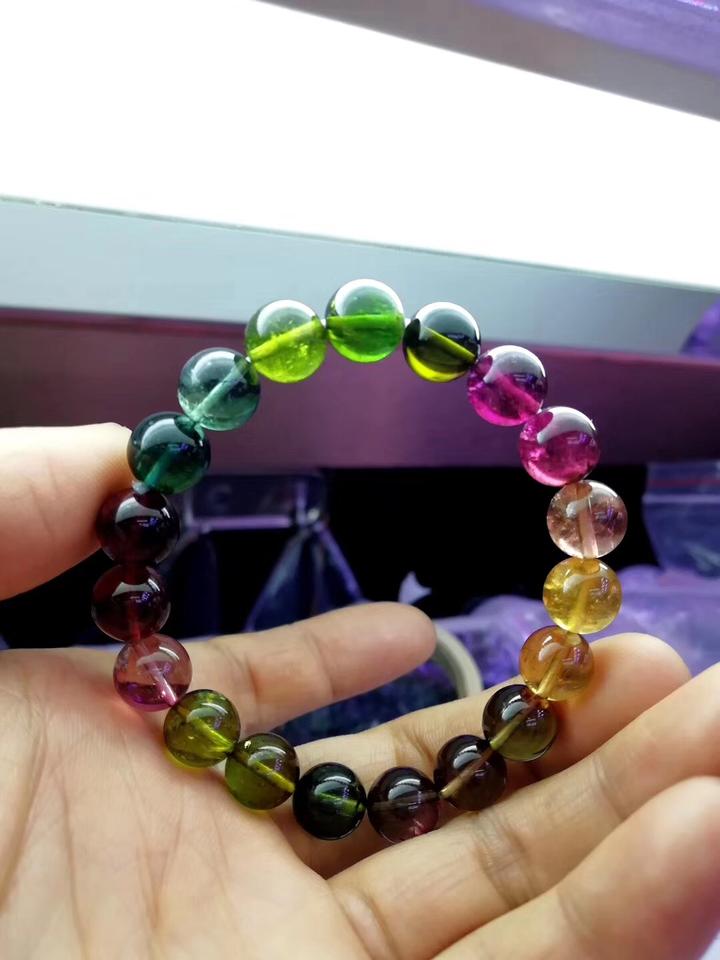 汕尾可塘镇水晶批发市场,满地水晶白菜价