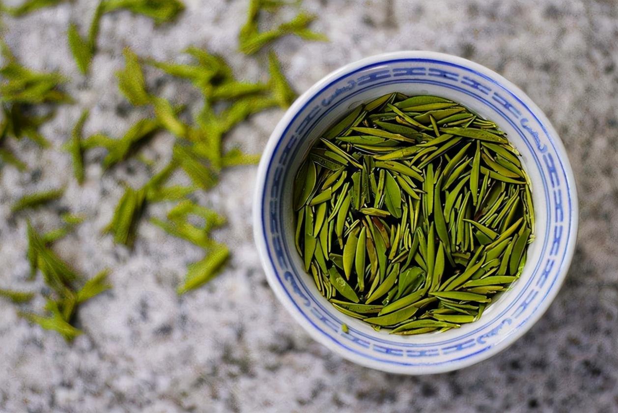 看茶叶的外观