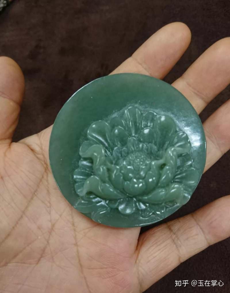 你喜欢机雕的和田玉吗