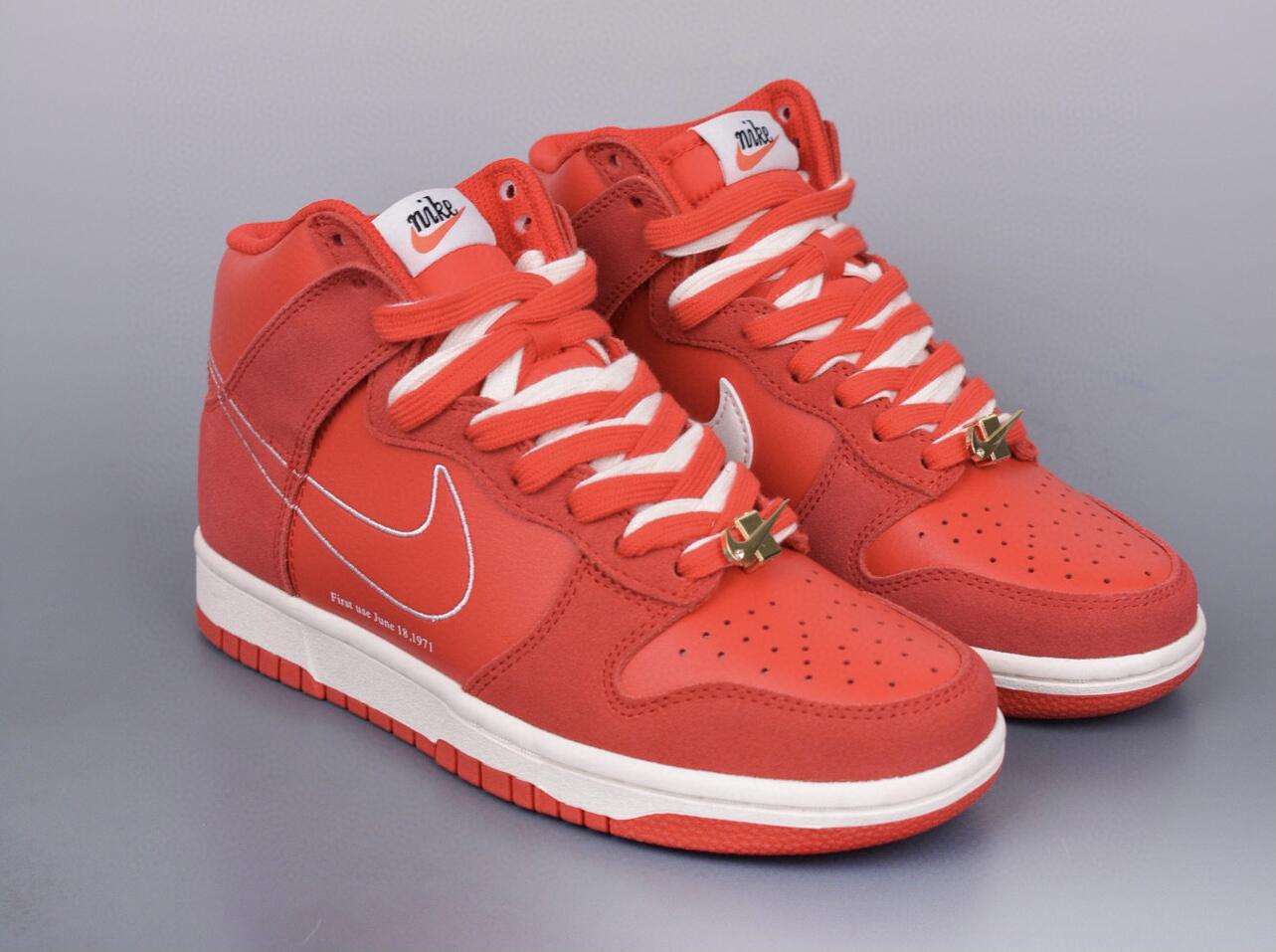 耐克大学红 nike dunk high first use in university red 金扣高帮