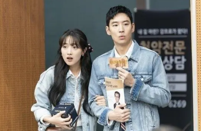 认识表艺珍！与李帝勋成新婚夫妇，大韩航空最年轻空姐进军演艺圈 - 知乎