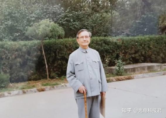 杨承宗:为原子弹“加铀”,没有勋章的元勋,100岁捐献自己遗体 - 知乎