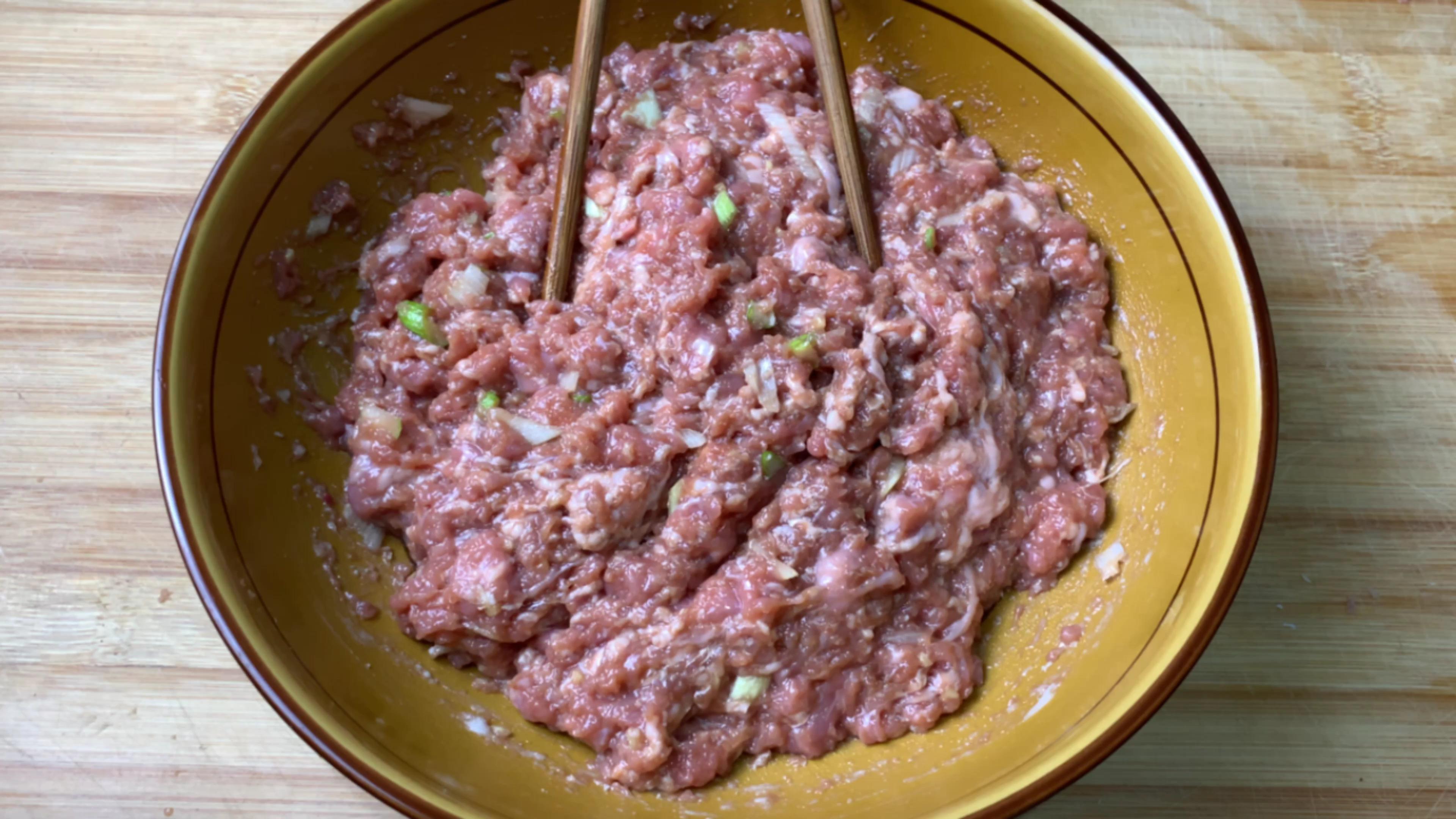 餃子餡還吃有秘訣飯店大廚不外傳的配方肉餡鮮嫩多汁無腥味