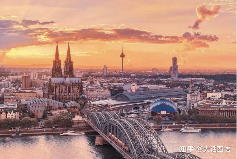 西国文化哪些西班牙城市值得一去给大家盘点6座一起来聊聊吧