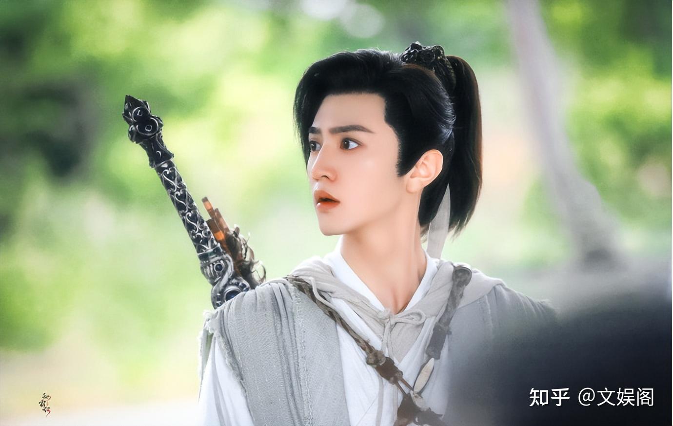 胡歌在仙剑奇侠传中饰演的李逍遥为什么那么深入人心