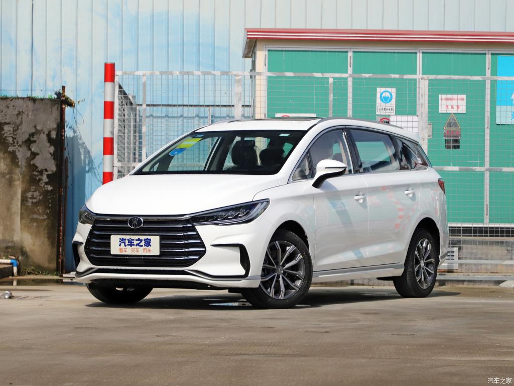 2021款比亚迪宋max带给你全新的体验