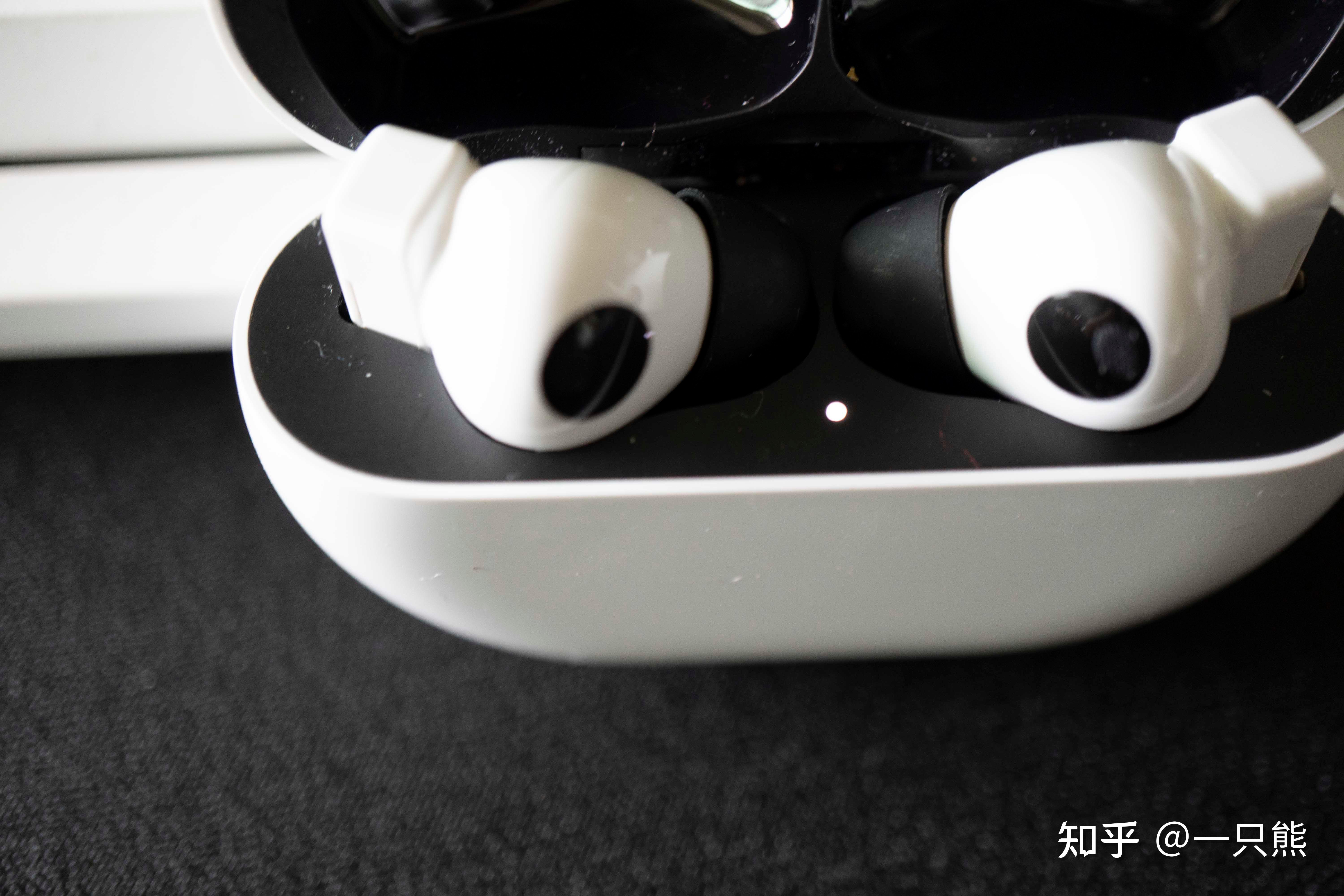 华为freebudspro耳机墨韵白新配色怎么样