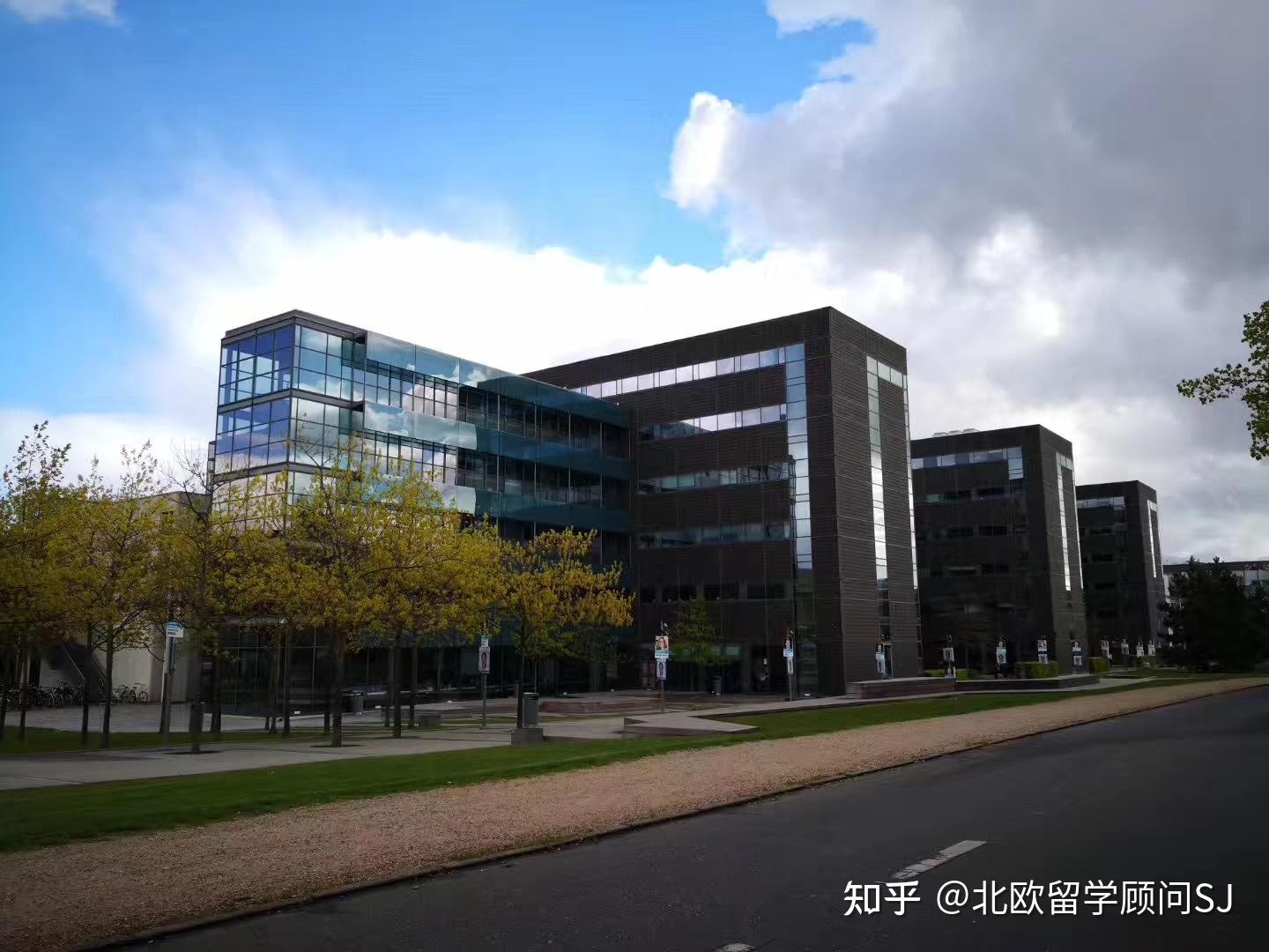 丹麦哥本哈根商学院