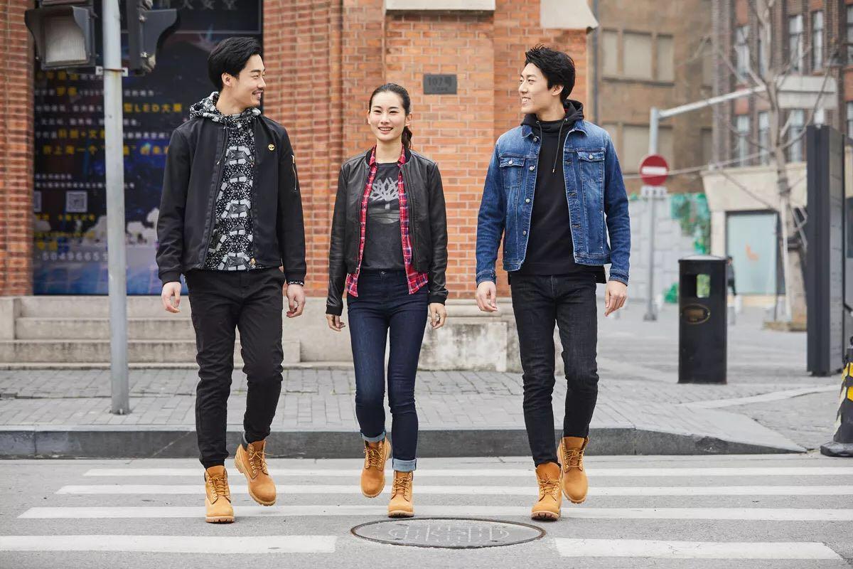 男性timberland添柏岚大黄靴冬天怎么搭配