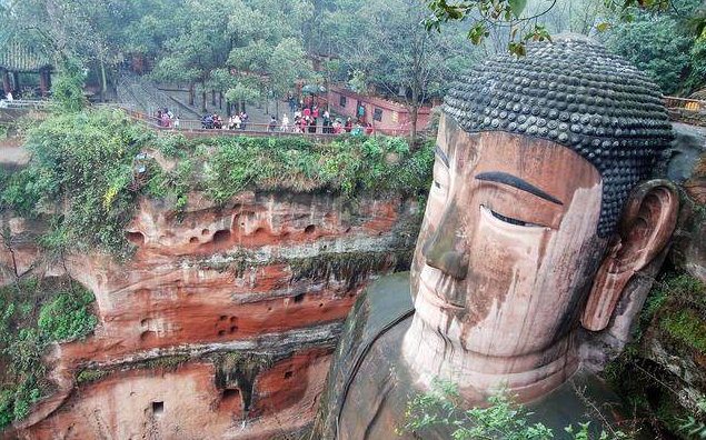 历经3代工匠耗时百年建造这座大佛竟然隐藏这么多秘密