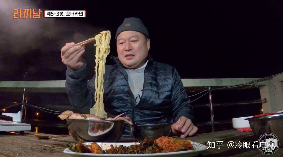 看煮面男如何玩转网络微综艺