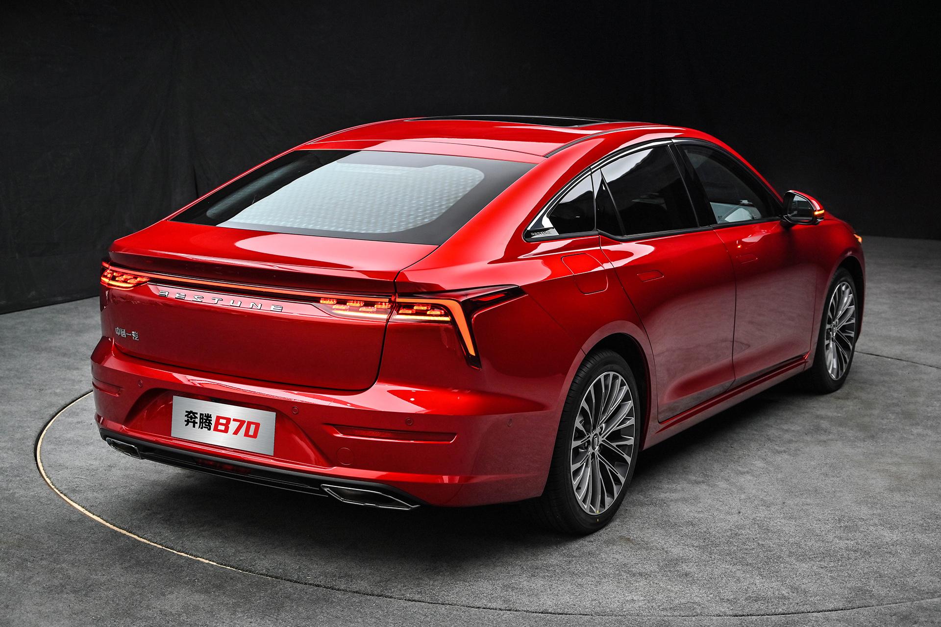 99万元起!全新第三代奔腾b70正式上市!