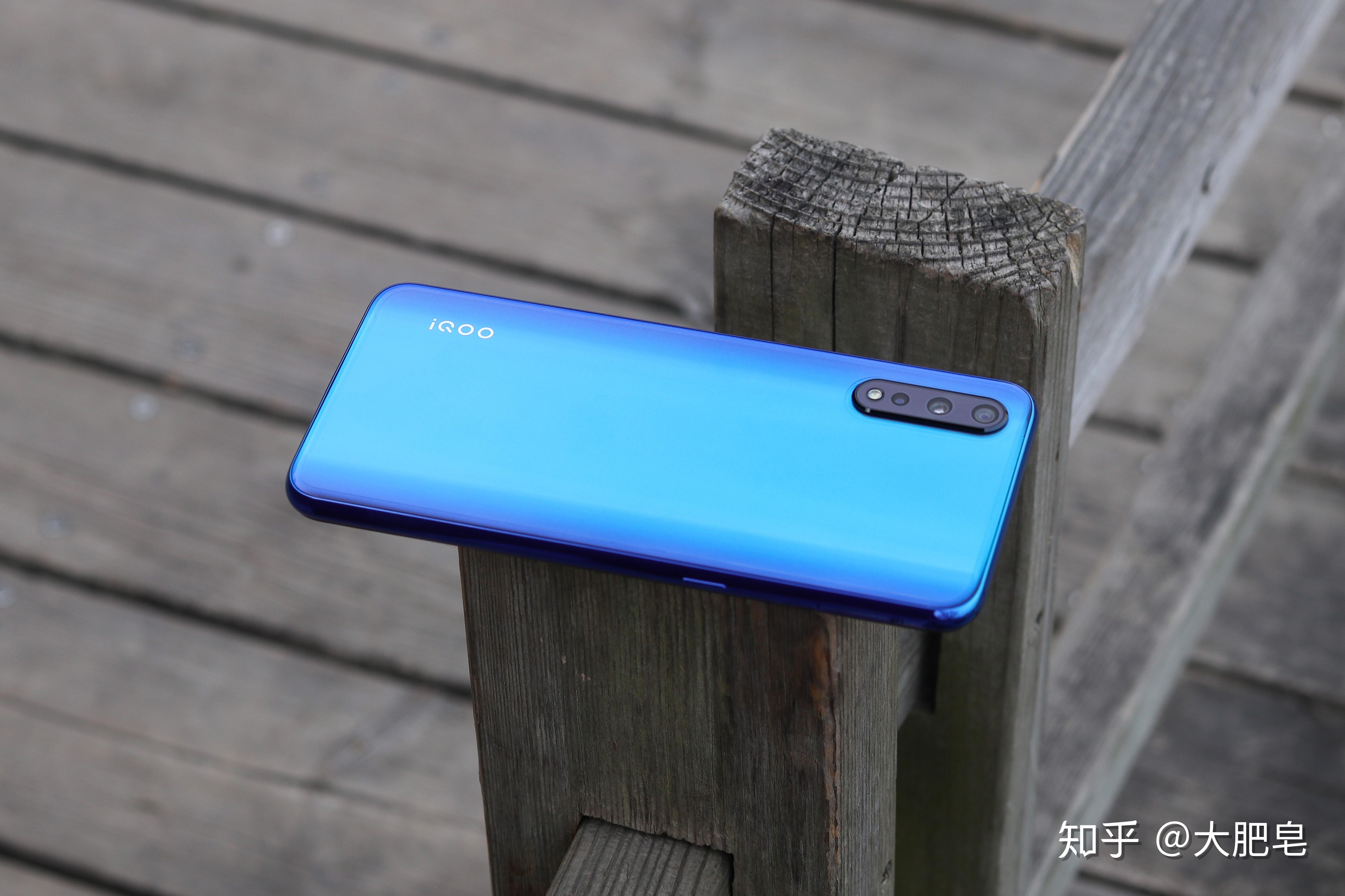 我感受到电光薄荷的冰凉iqooneo855竞速版速评