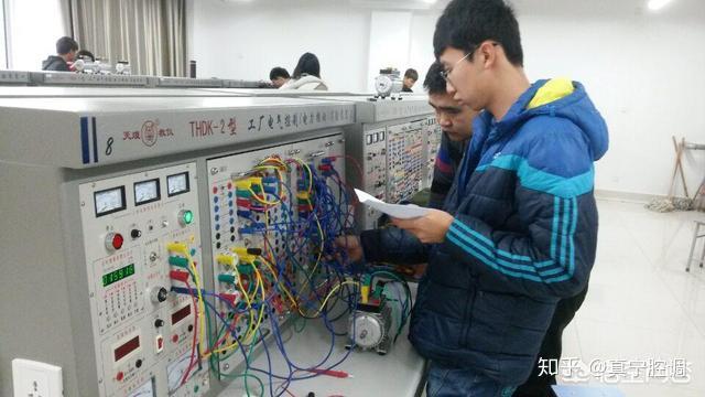 公務員招考對專業限制要求高嗎電子信息工程可以考什麼單位