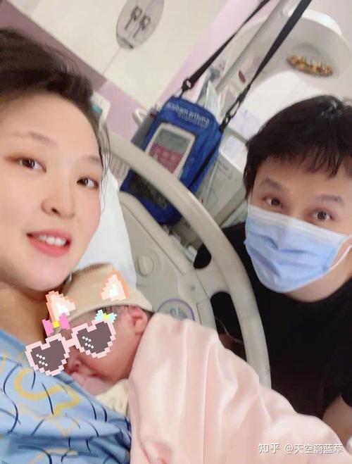 与此同时,在中国女排前队常惠若琪也传来好消息在早晨产下一女.