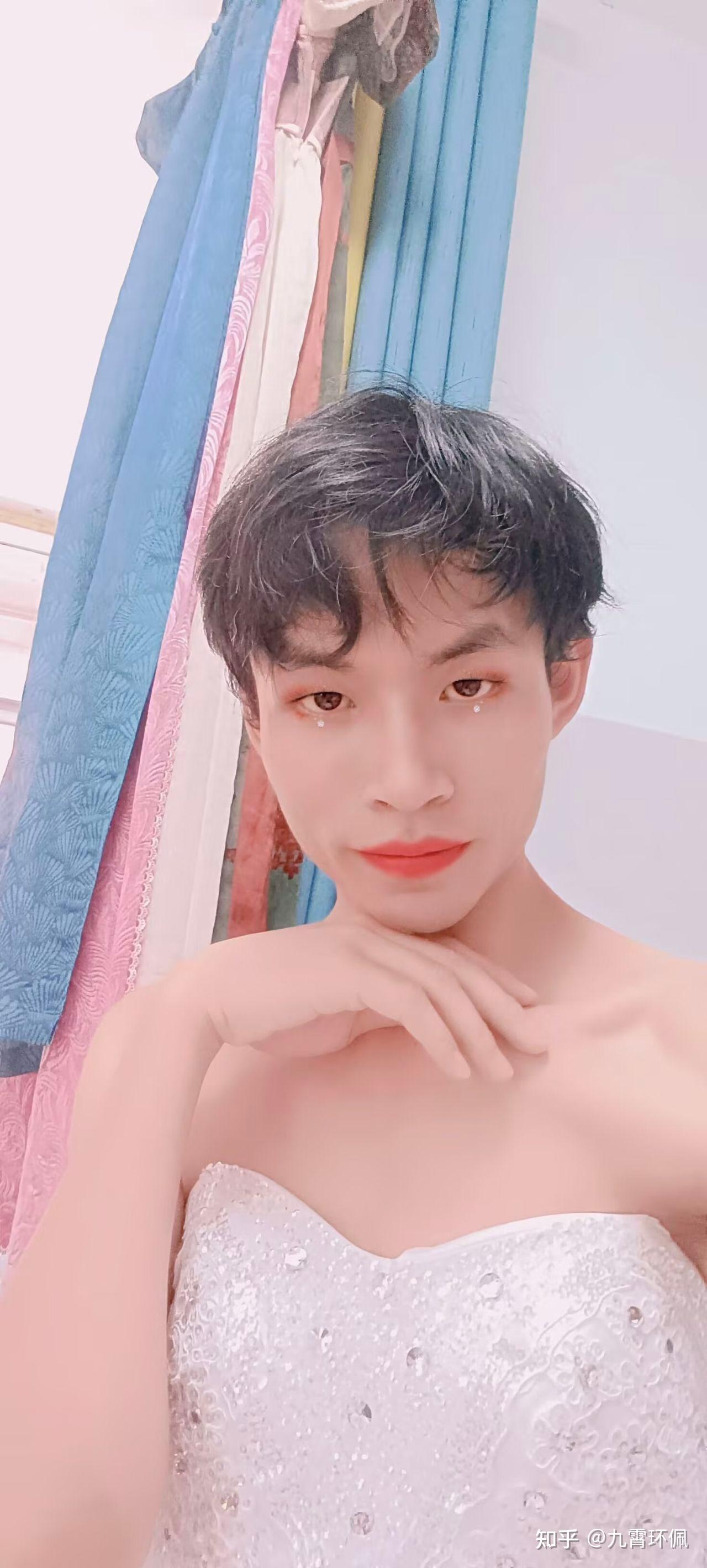 男朋友异装癖很严重,怎么办?