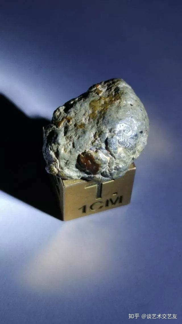 陨石里的嫦娥月球陨石陨石出手真的有其价值吗陨石拍卖真的可以出手吗