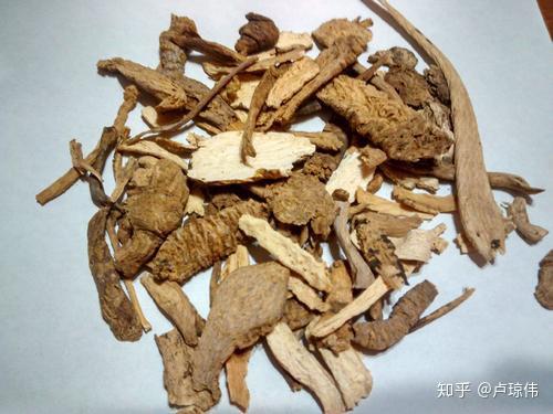 沙参什么作用 v2-684fdb0e4d52853b20d47c835eeb3528_r.jpg