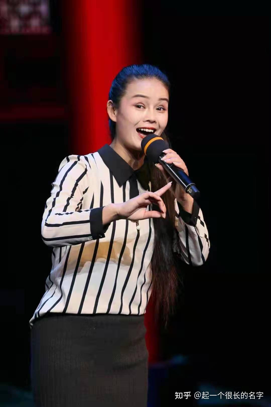 太康道情艺术保护传承中心主要国家二级演员罗阿丽