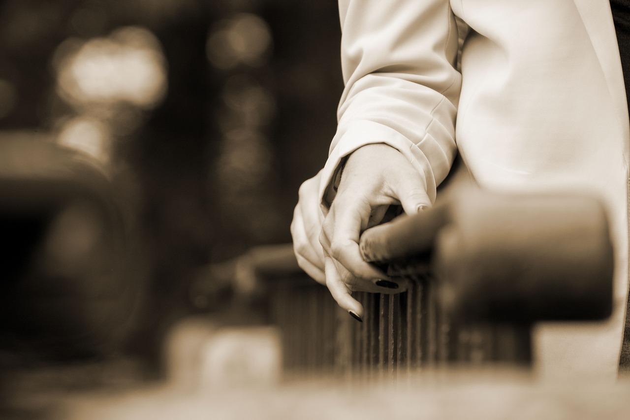 4. 网球场栏高要求