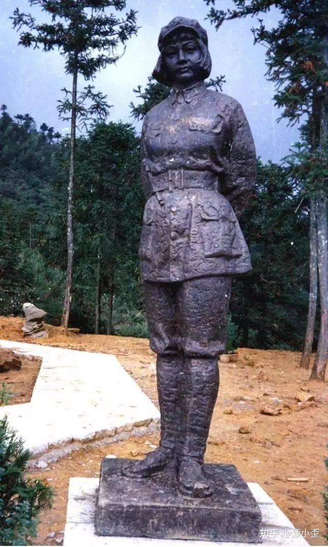 女红军与丈夫分别后被地主霸占受欺负，26年后得知前夫成开国上将 - 知乎