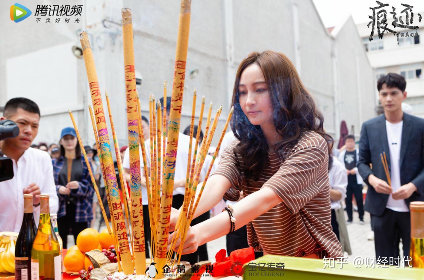 痕迹开机徐正溪姚笛带领精英小组引爆推理之战