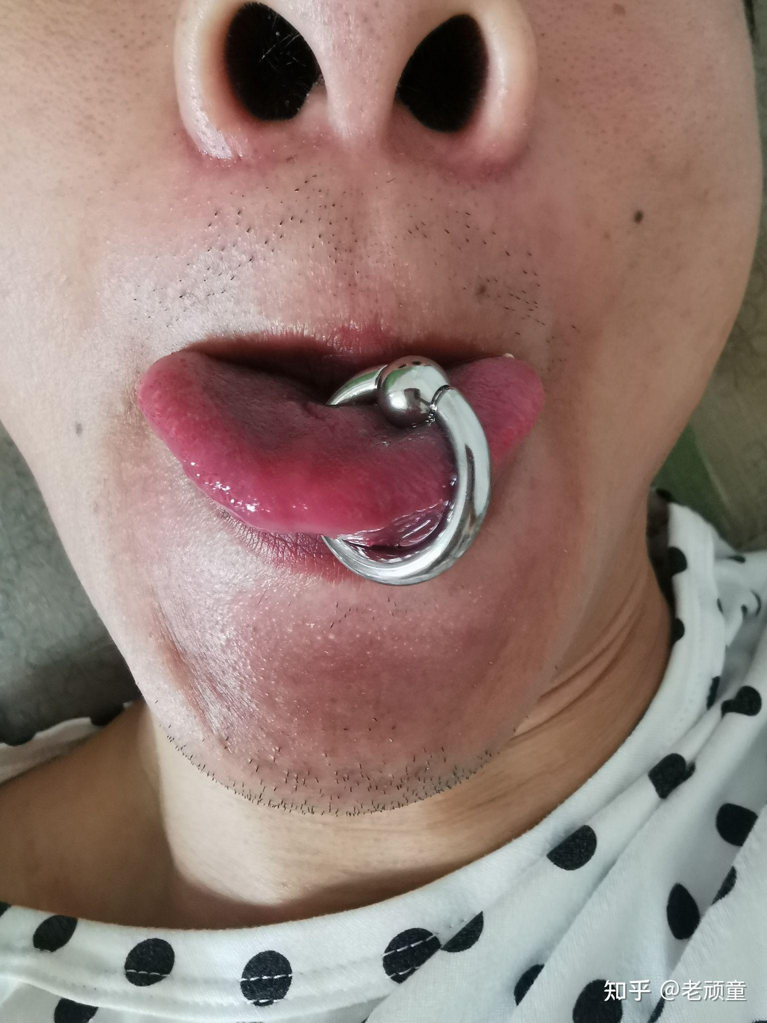 伟德国际邻居来找老公修电脑时玩起了舌钉游戏我转身敲响了她老公的门