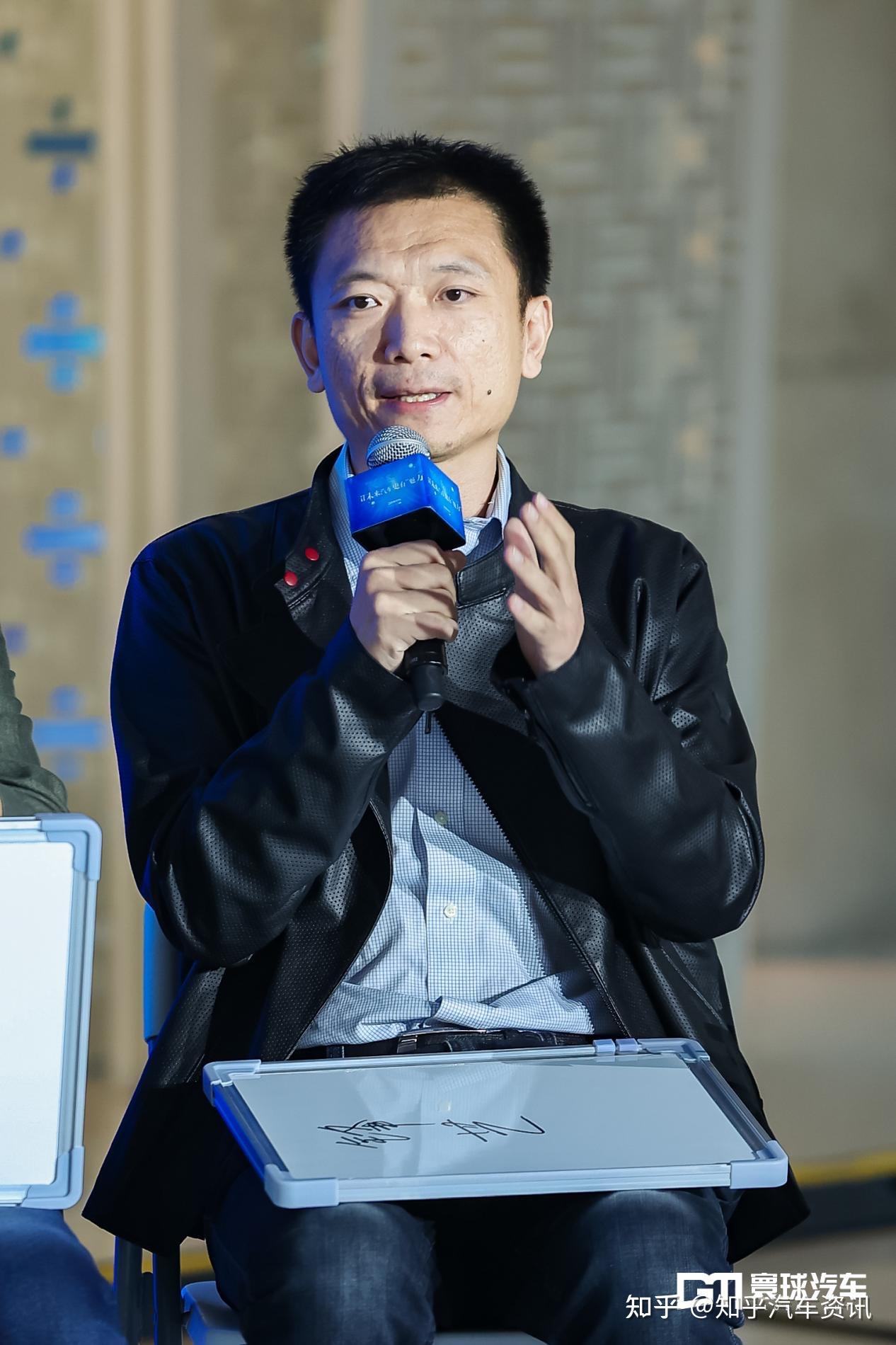 肖波认为丰田tnga的关键词是"锋芒",因为此前丰田给人的印象都是一种