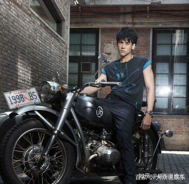 男生骑摩托是一种怎样的感觉