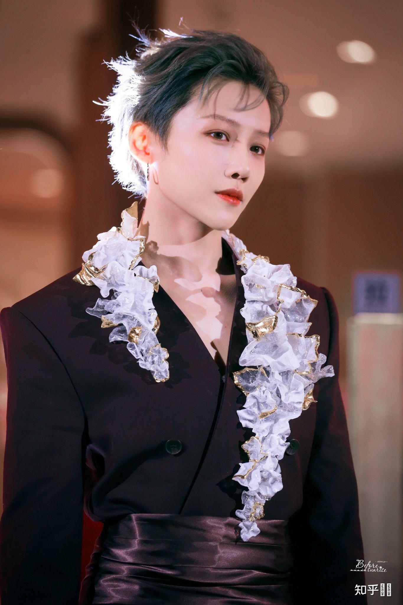 能分享分享你特别喜欢的刘雨昕的图吗