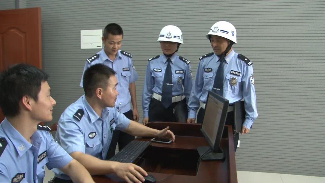 如何当好公安 v2-687aff1cdfcea6dfaa62368aa02189f8_r.jpg