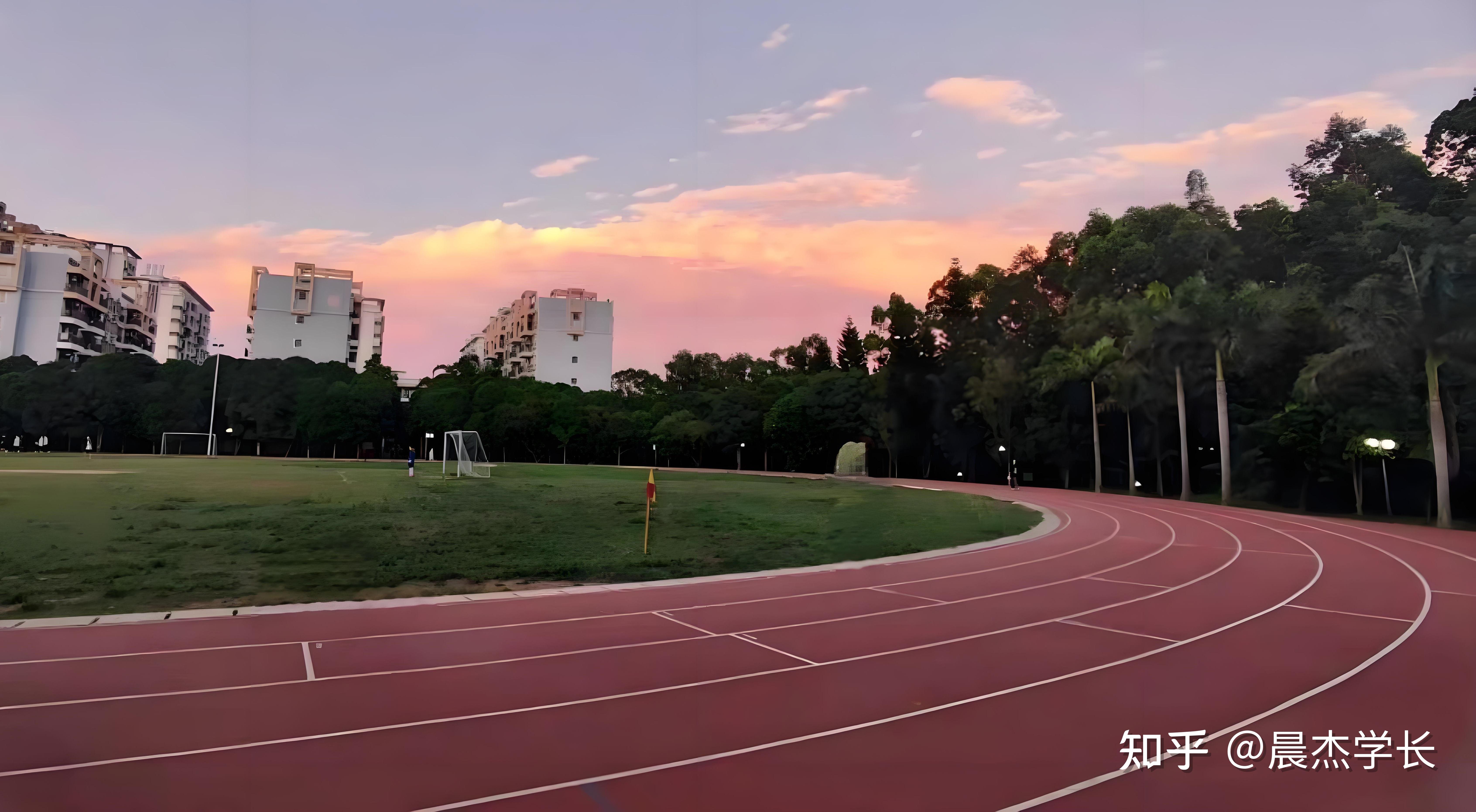 北海艺术设计学院怎么样啊?