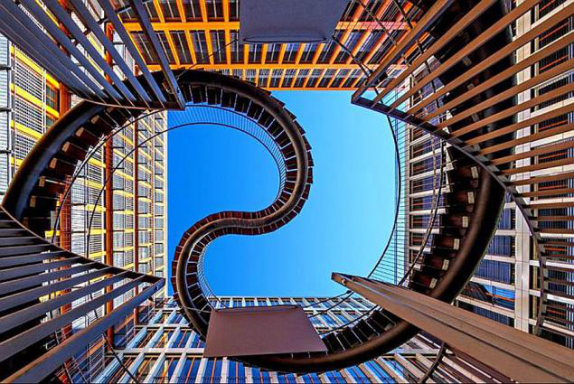 这个慕尼黑的无限楼梯看上去挺简单但建模做起来感觉好难有大佬能指导