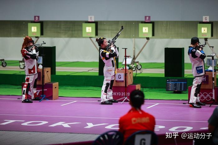 奧運神射手許海峰視力不足05張夢圓近視600度近視也可以練射擊嗎他們