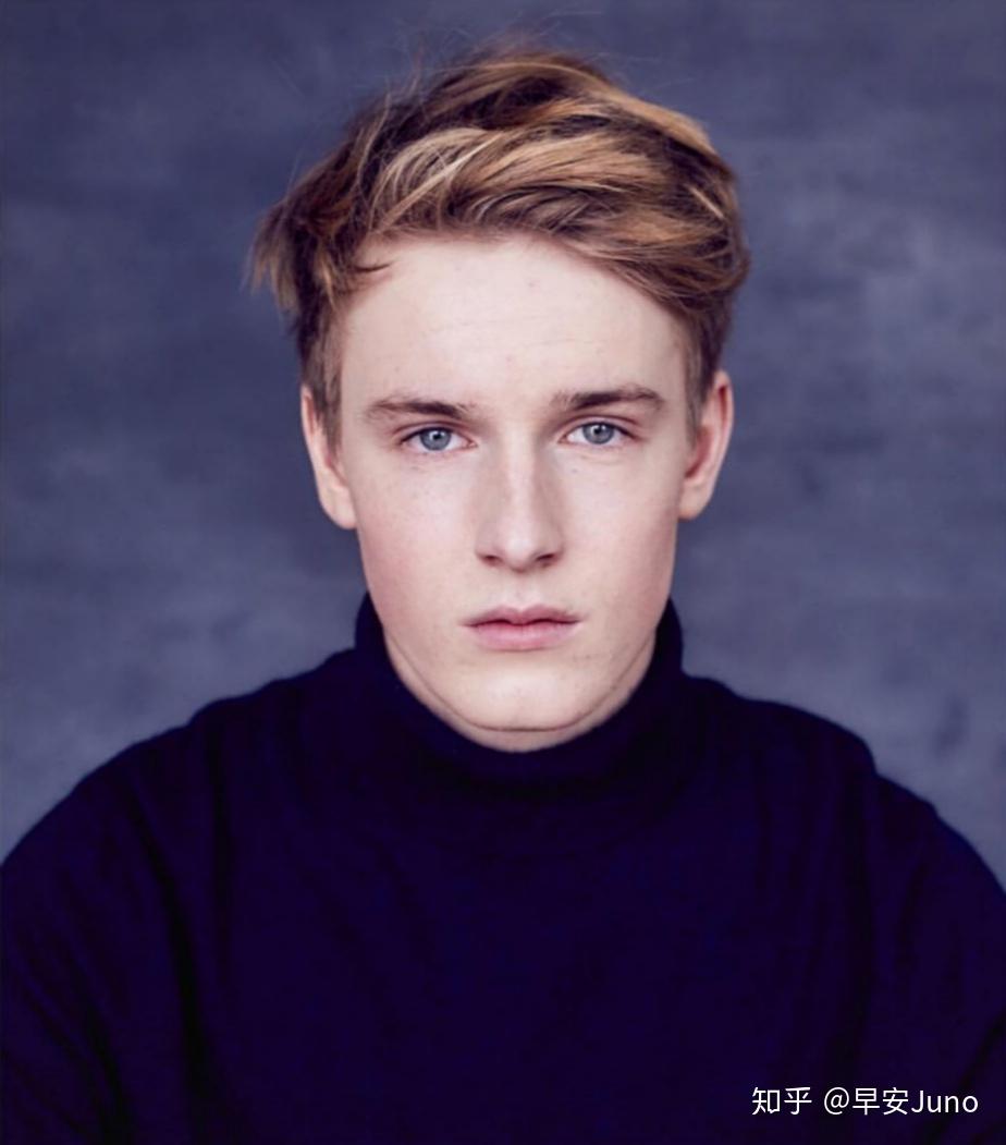 求告诉几个帅气的德国男星91或者好看的德国电影? - 知乎