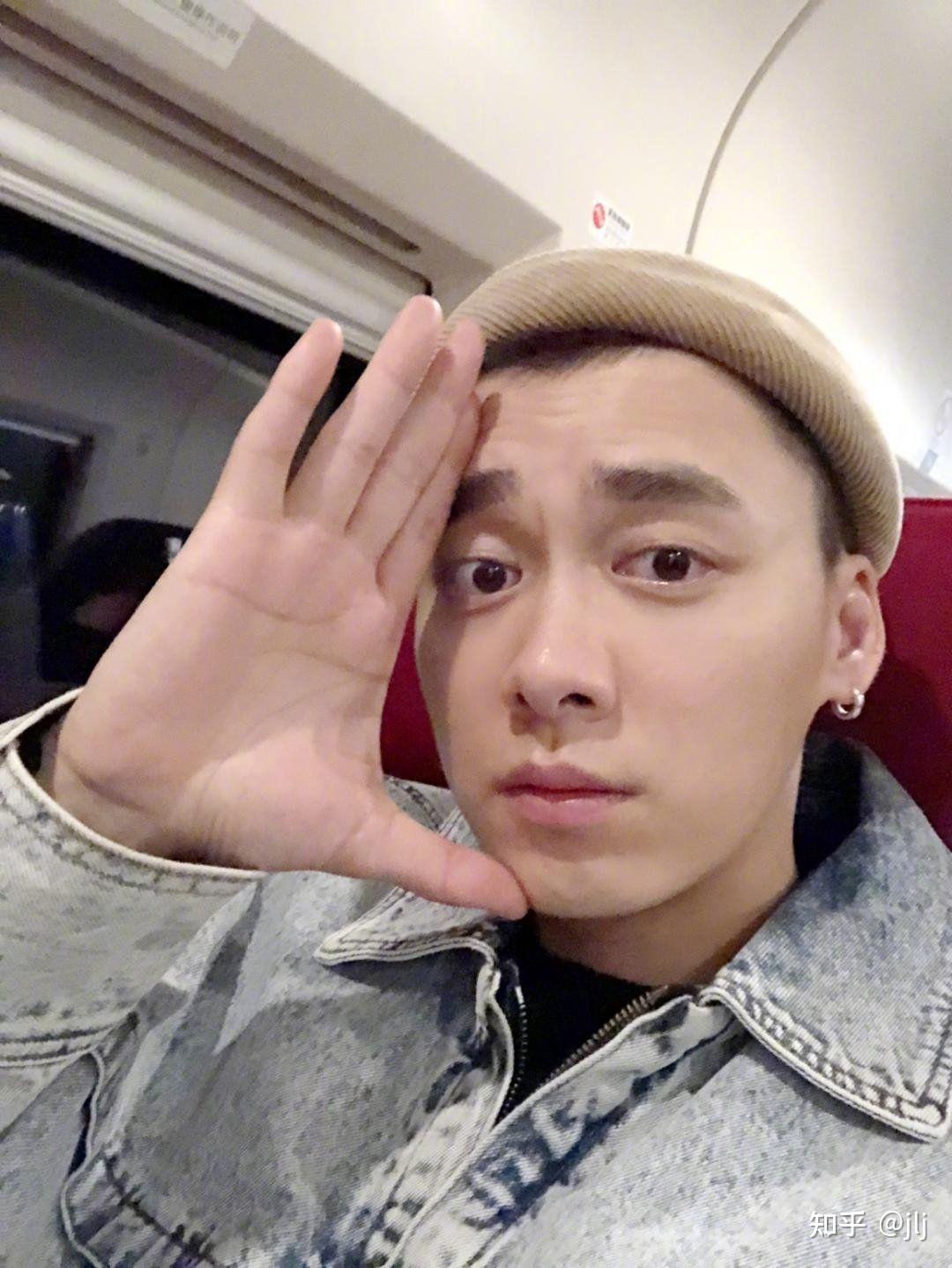 姐妹有李易峰好看的日常点的生图吗想用来做微信头像