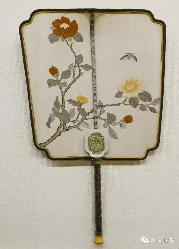 清风徐来——清代宫廷成扇展(团扇篇)