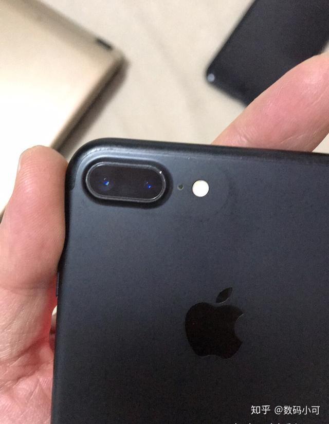 為什麼iphone7plus是最值得購買的非劉海手機