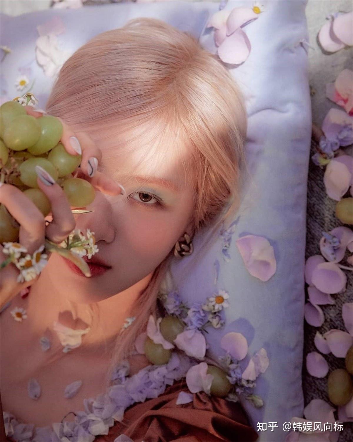 blackpink rosé正式发布了粉丝们期待已久的个人首演